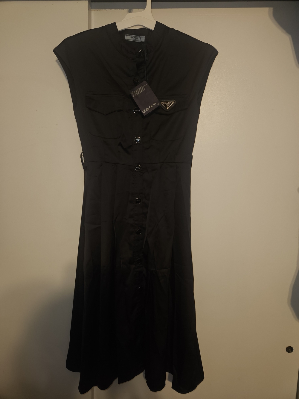 NWT. Designer-Inspired Black Button-Front Midi Dress. Asian Size 2XL
